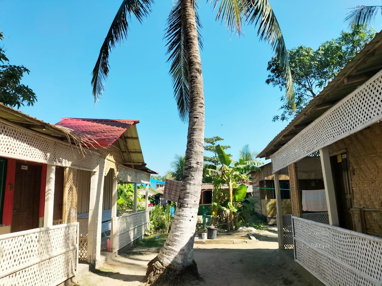 Saint-Martin Tour  Gallery 1